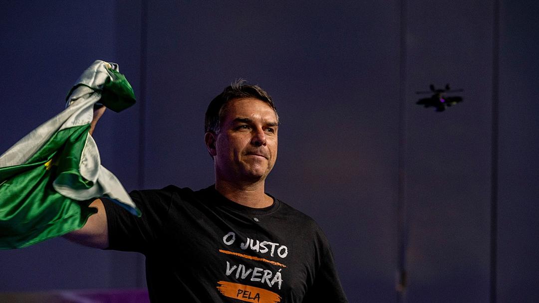 Brazil Presidential Hopeful Flávio Bolsonaro Meets Trump, Other Top Officials in US Visit