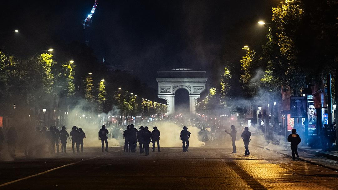 One Dead, Hundreds Arrested Across France After PSG Champions League Win