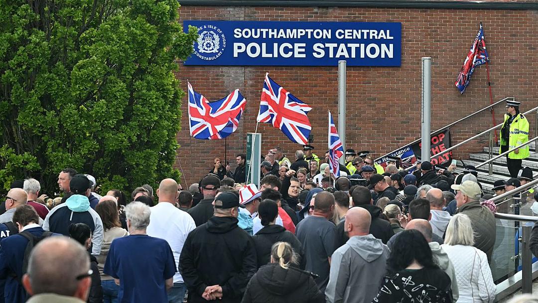 UK: Police Face Investigation After Nowak Murderer Sentenced to Life in Prison