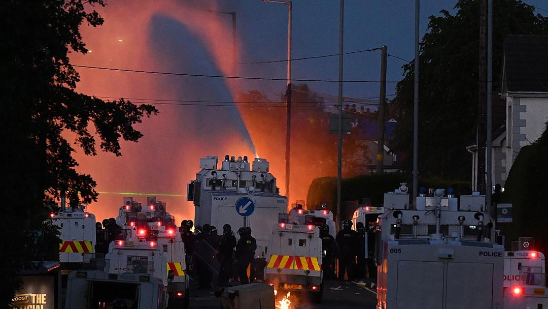 Police Deploy Water Cannons as Belfast Protests Continue