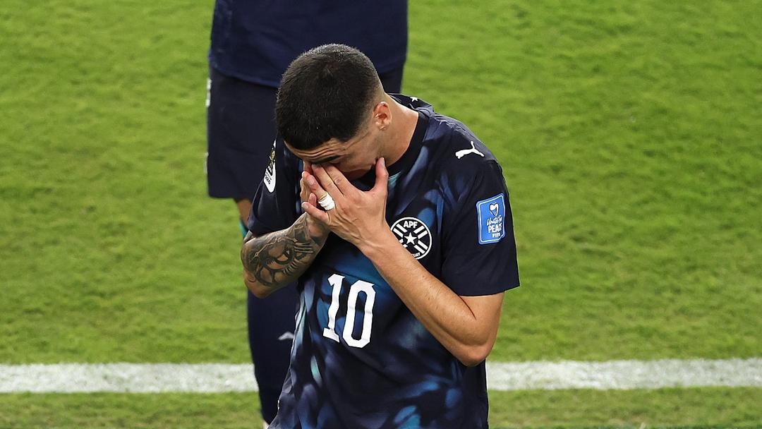 World Cup: Paraguay's Almirón Becomes First Player Sent Off for Covering Mouth