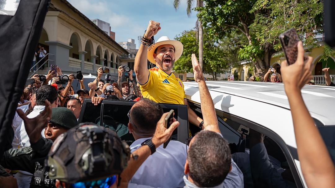 De La Espriella Wins Presidential Runoff in Colombia