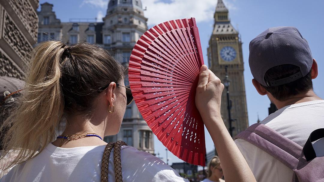 UK Faces Record 40°C Heat with Red Weather Warning