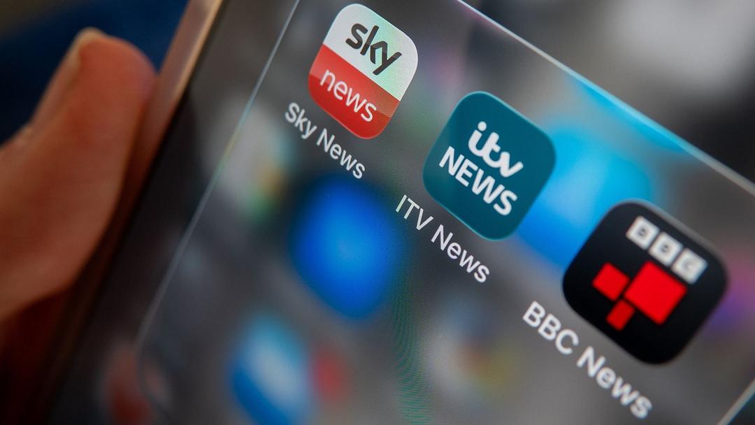 UK Considers Requiring Social Media to Prioritize Trusted News