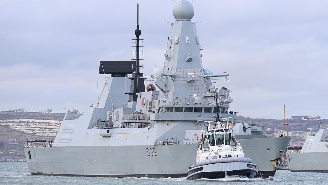 UK Scraps Type 83 Warship, Orders Six New Combat Vessels