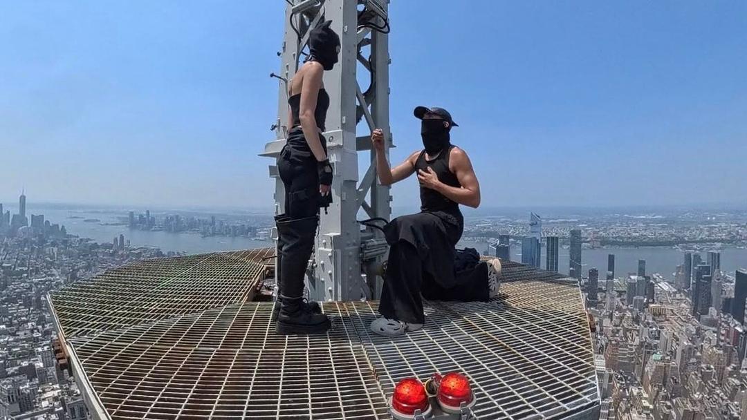 Two Trespassers Climb to Top of Empire State Building