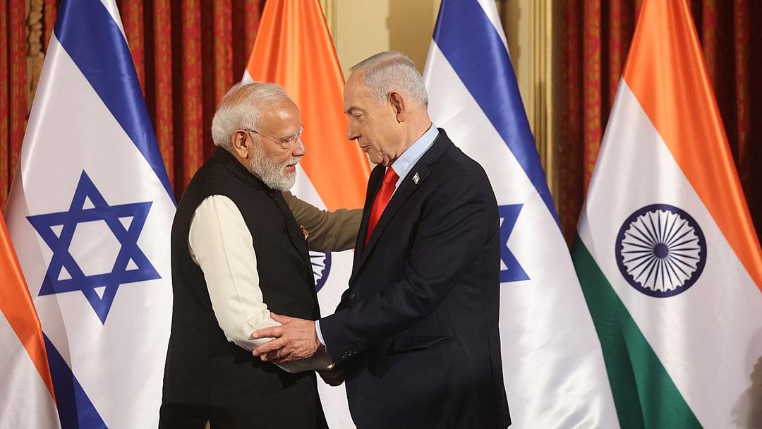 Netanyahu Counters Vance's Claim US is Israel's 'Only Powerful Ally'