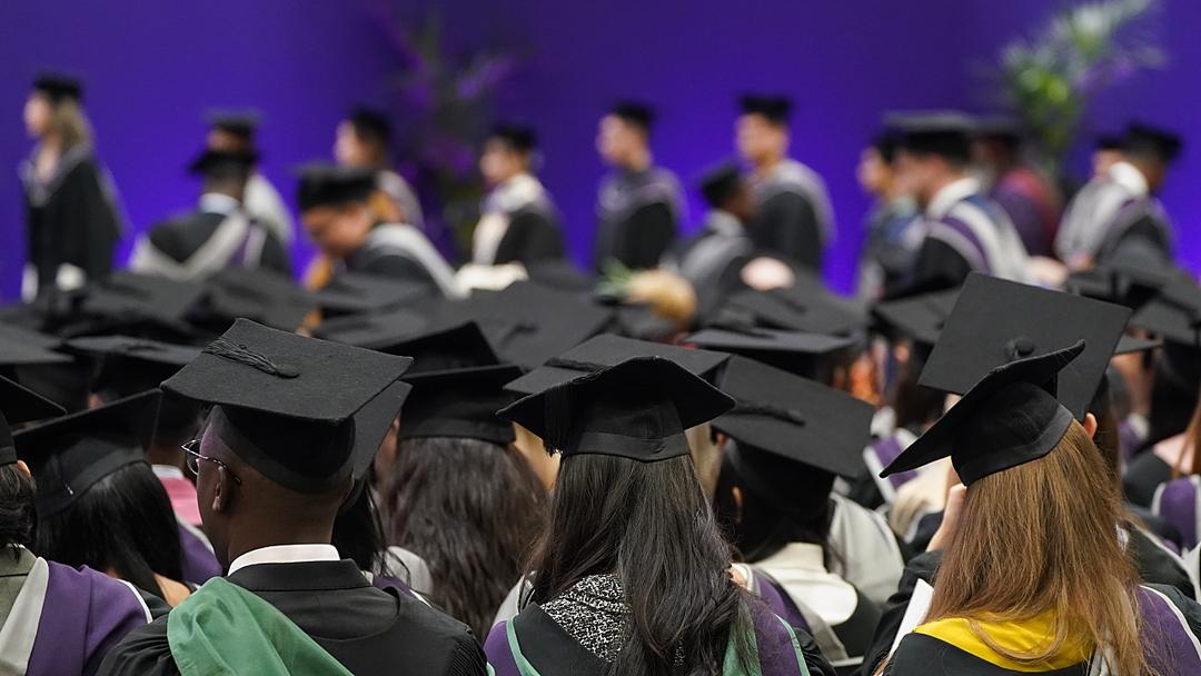 UK: MPs Accuse Government of Mis-Selling Student Loans