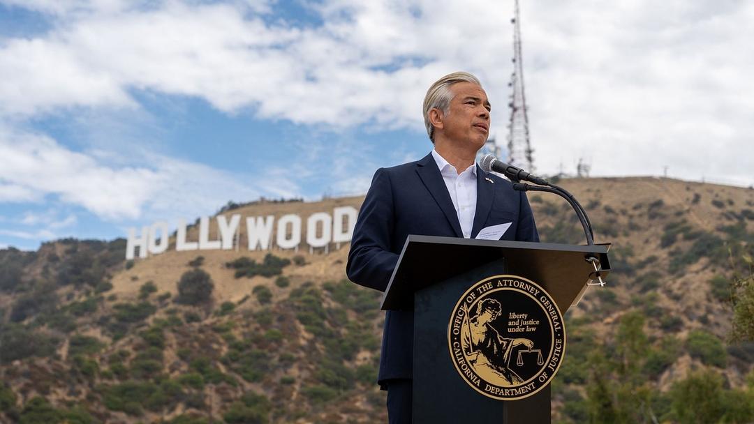 12 States Sue to Block Paramount-Warner Bros. Deal