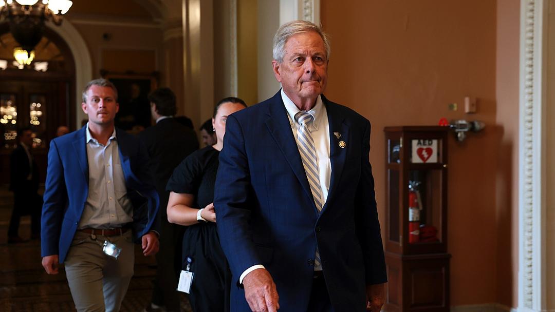 GOP Candidates Enter South Carolina Primary After Graham Passing