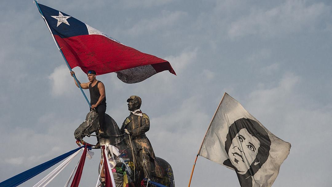 Chile Arrests Retired Colonel Wanted for Killing Folk Singer in 1973