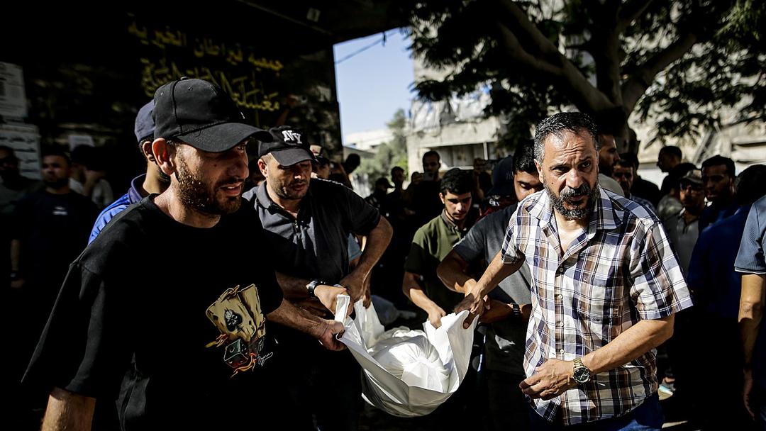 Days After Deal, Israeli Strikes in Gaza Kill At Least 18