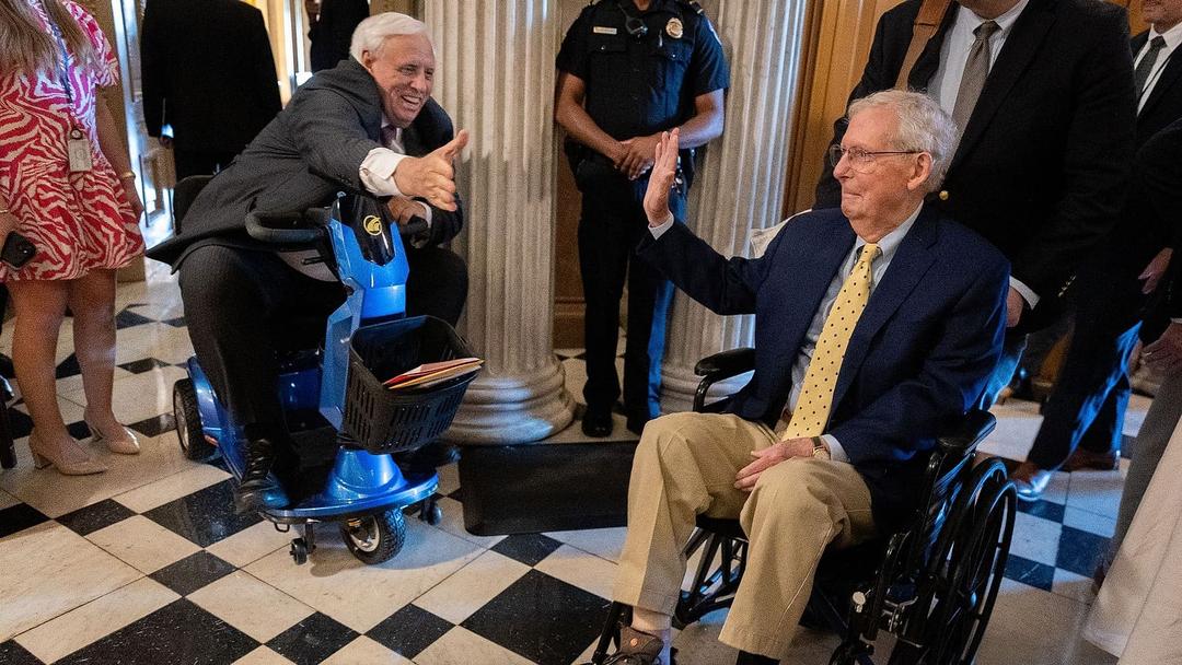 Mitch McConnell Leaves Rehab, Returns Home