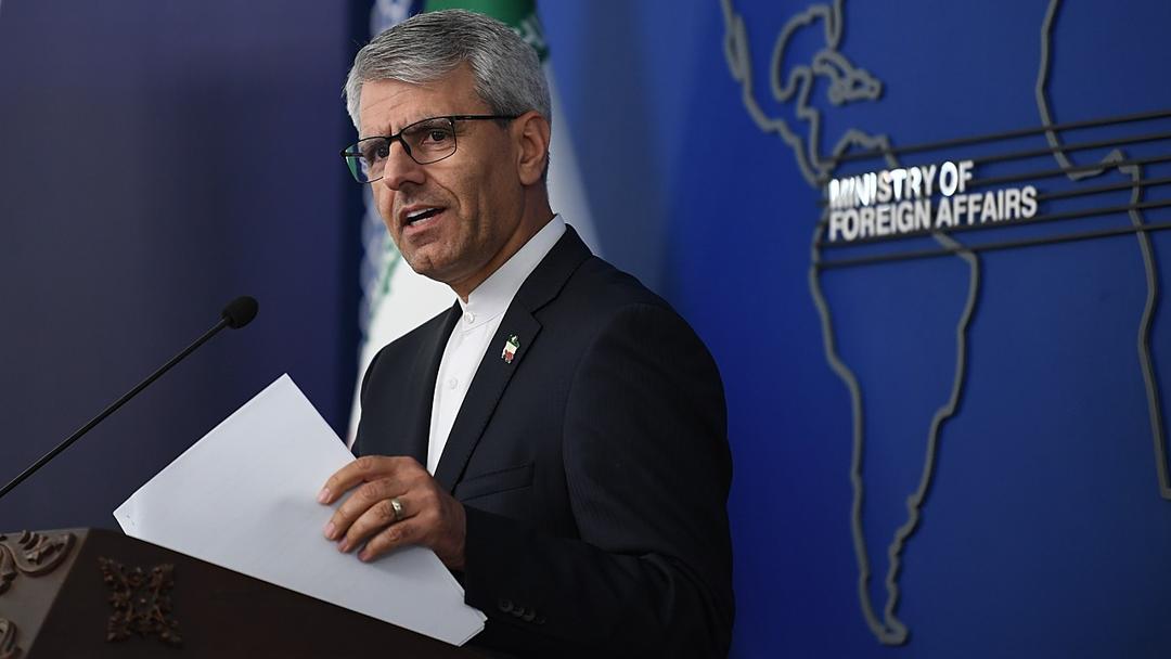 US and Iran Maintain Hostile Rhetoric Ahead of New Sanctions