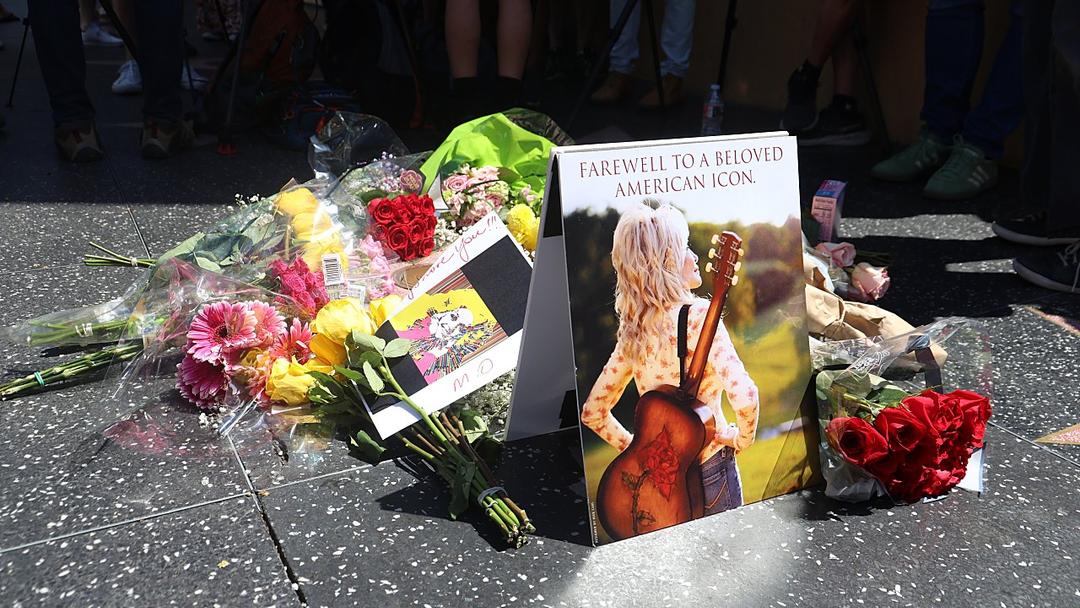 Country Singer Dolly Parton Dies at 80