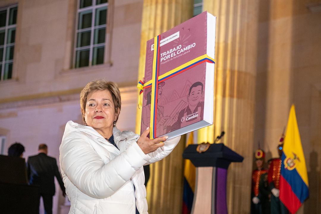 Colombia Hikes Minimum Wage by 12%