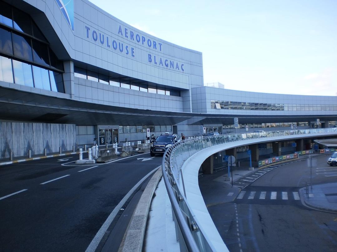 British Teen Alex Batty Found in France Returns to UK