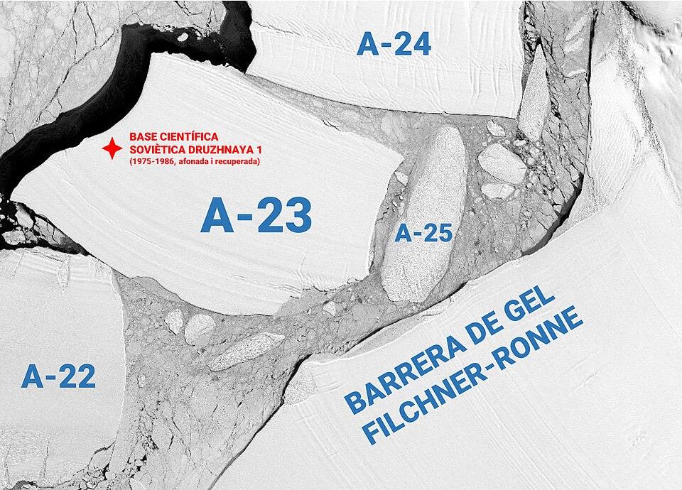 World's Biggest Iceberg Moving Beyond Antarctic Waters