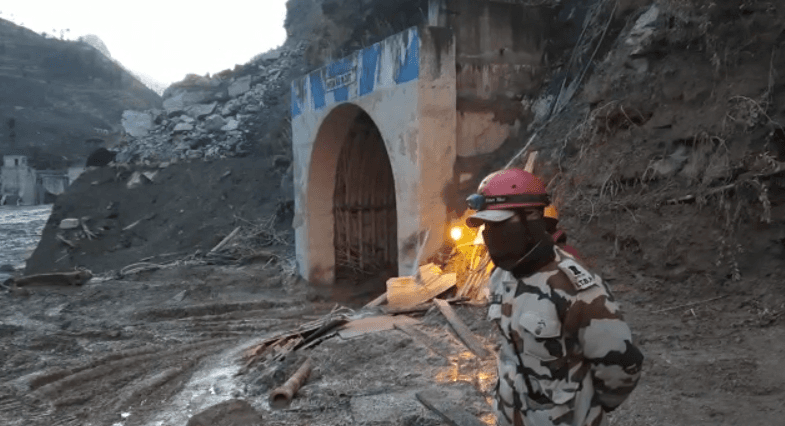 Rescuers Rush to Free Workers Trapped in Indian Tunnel