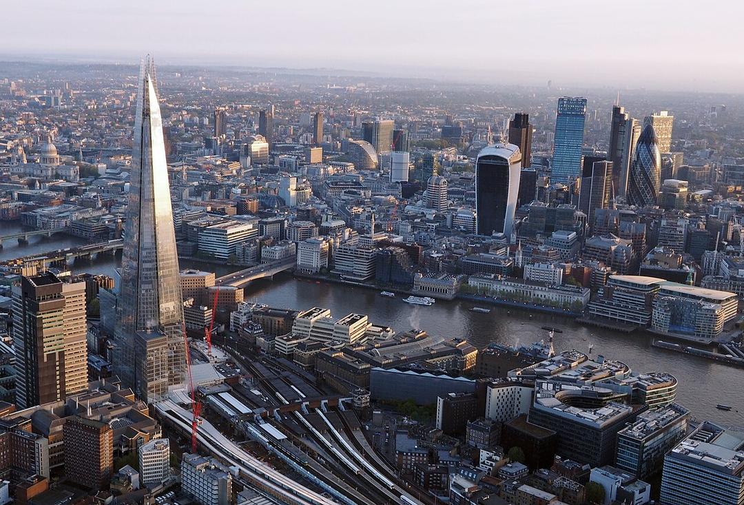 Suspected Russian Spies Held in Major UK Security Investigation