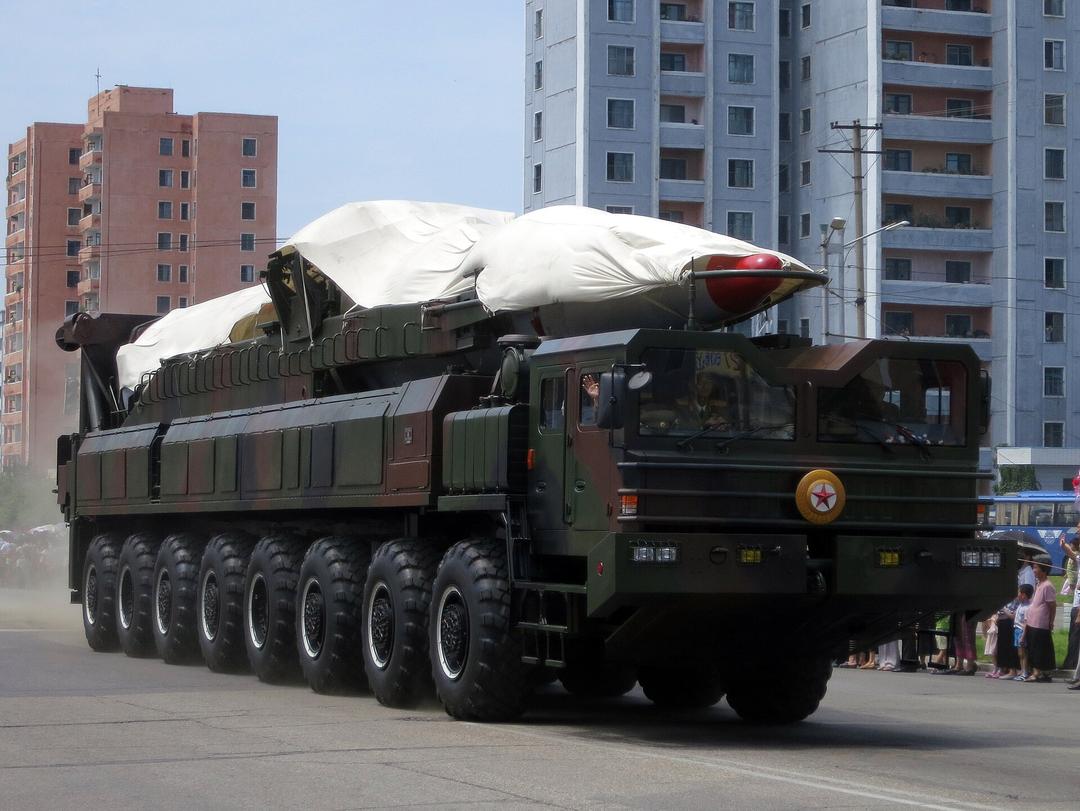 NKorea Showcases New Weapons to Russia, China