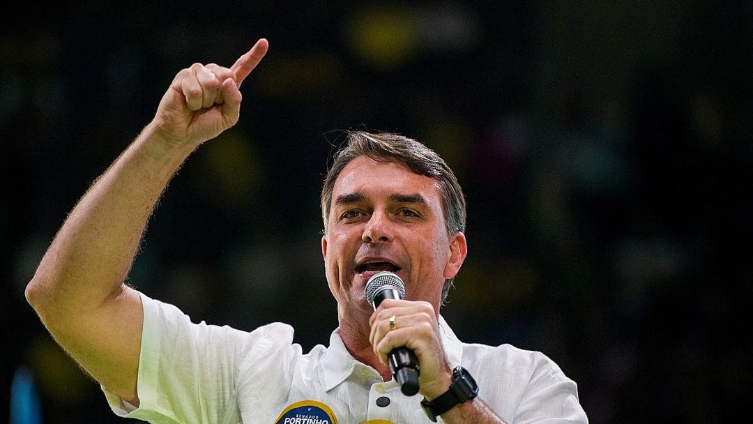 Flávio Bolsonaro Vows to Respect Brazil Election Outcome