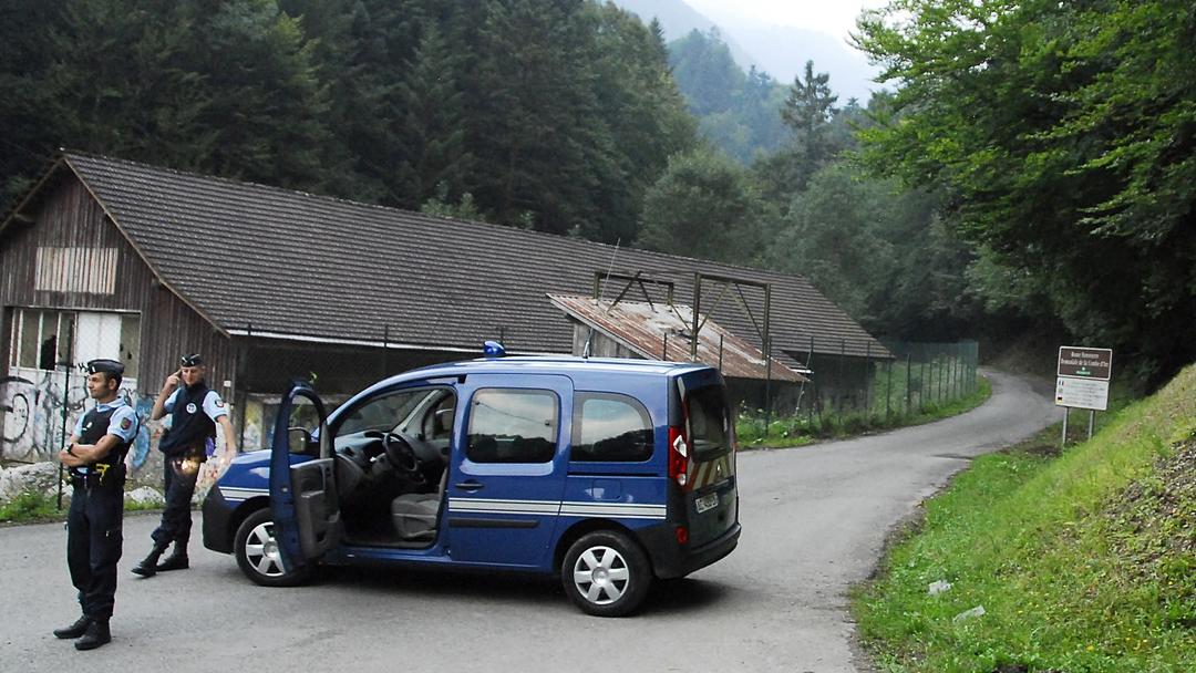 Gun Found in Lake Might Link to 2012 French Murder Mystery
