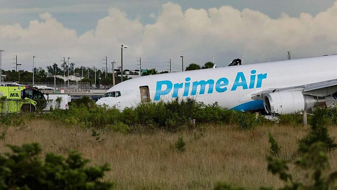 Amazon Cargo Jet Overruns Miami Runway, 5 Dead