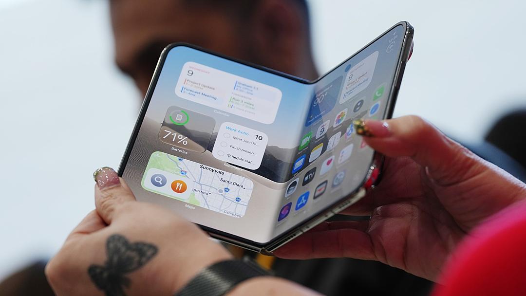 Apple Unveils First Foldable iPhone