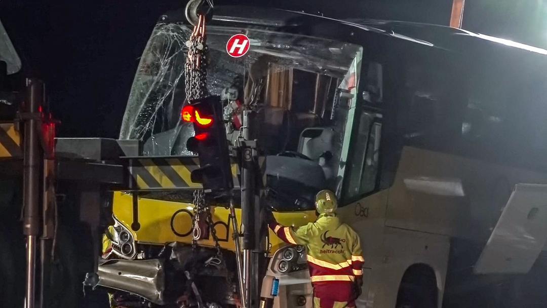 Dutch Tour Bus Crash in Swiss Alps Kills 5, Injures 40