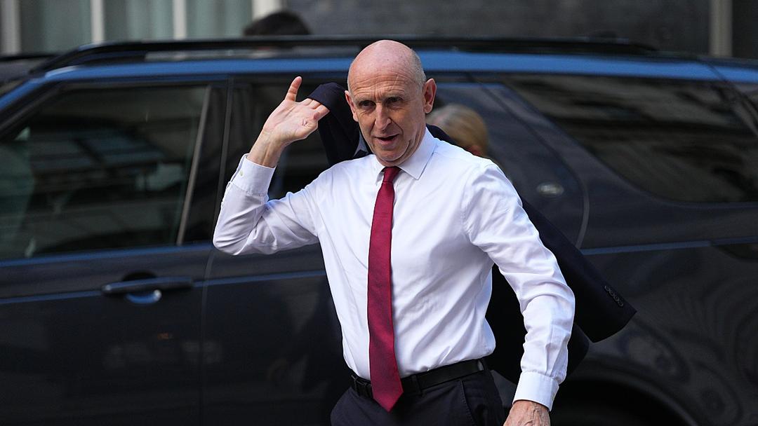 UK in Talks to Join Canada-Led Defense Bank