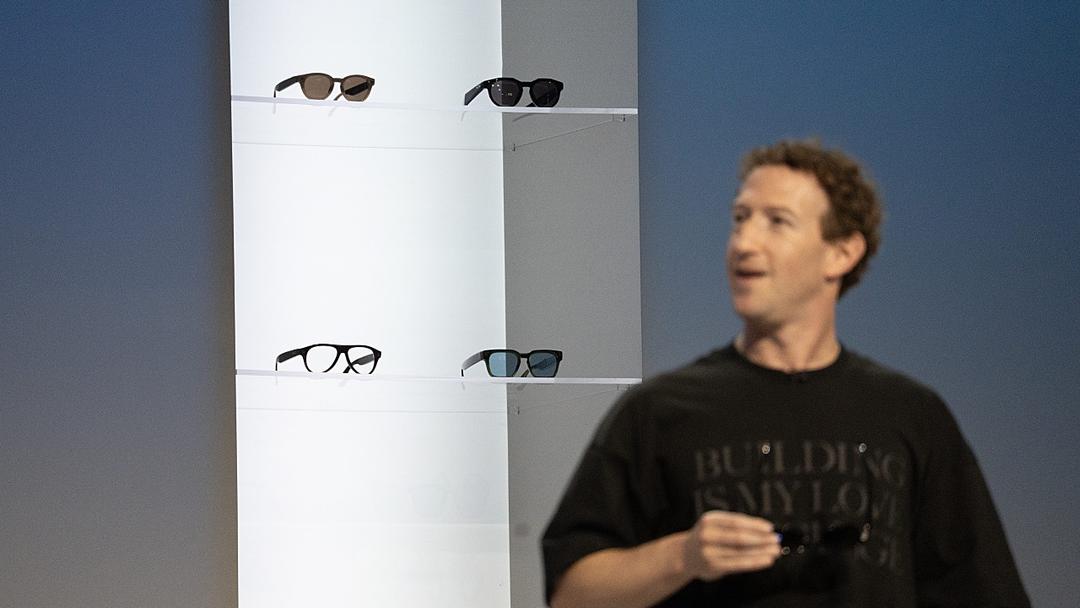 Meta Debuts $349 Camera-Free Ray-Ban Smart Glasses