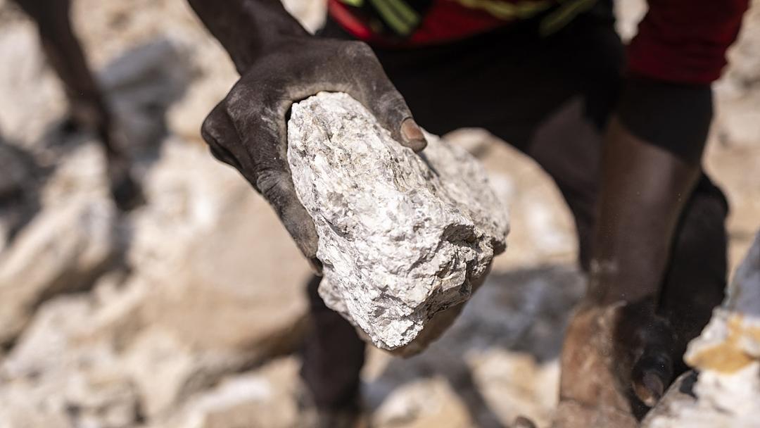 Nigeria, US Sign Deal to Boost Mining Investment