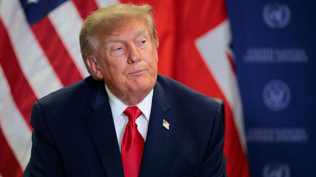 White House Bars CNN From Air Force One Trip