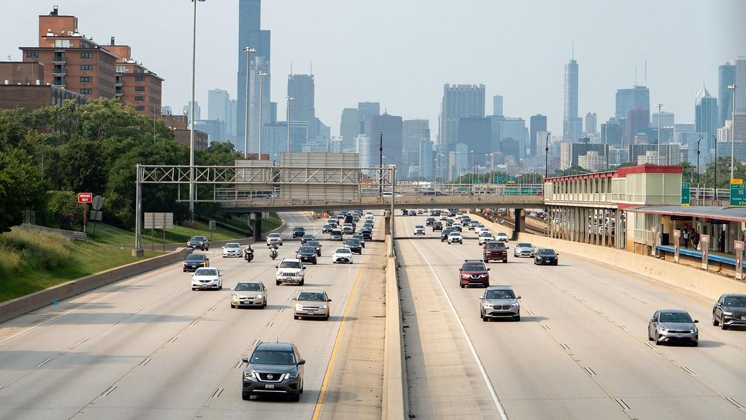 Trump Admin Slashes Car Fuel Economy Rules