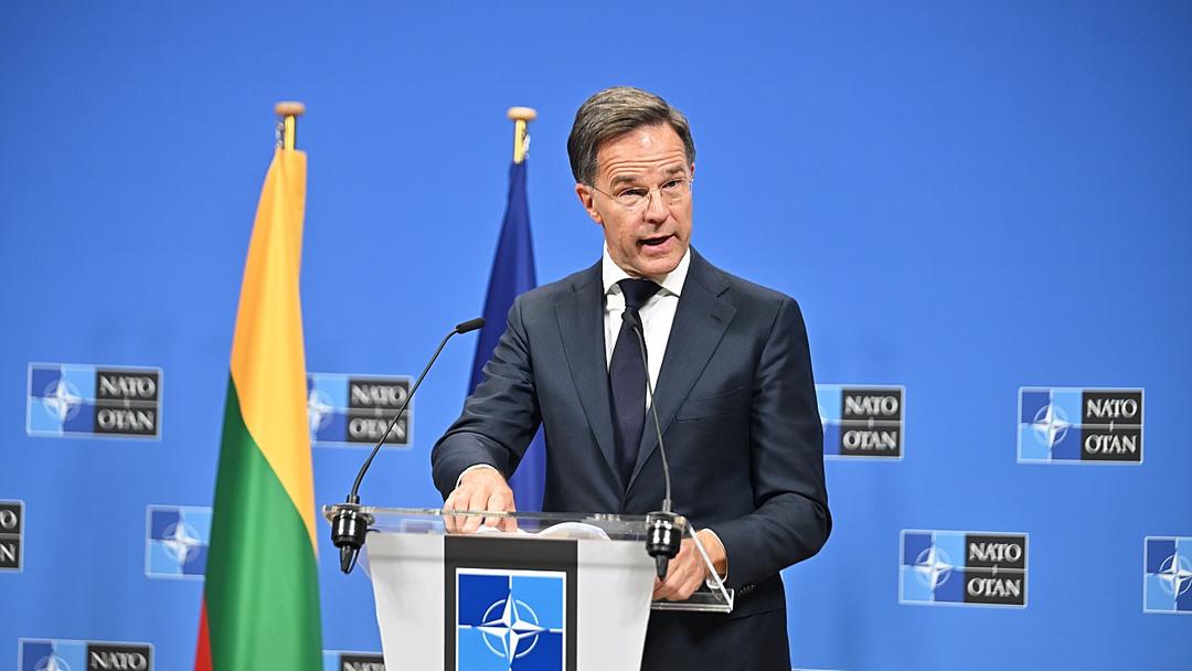 Rutte Claims 'No Imminent Threat' to NATO After Russia Warning
