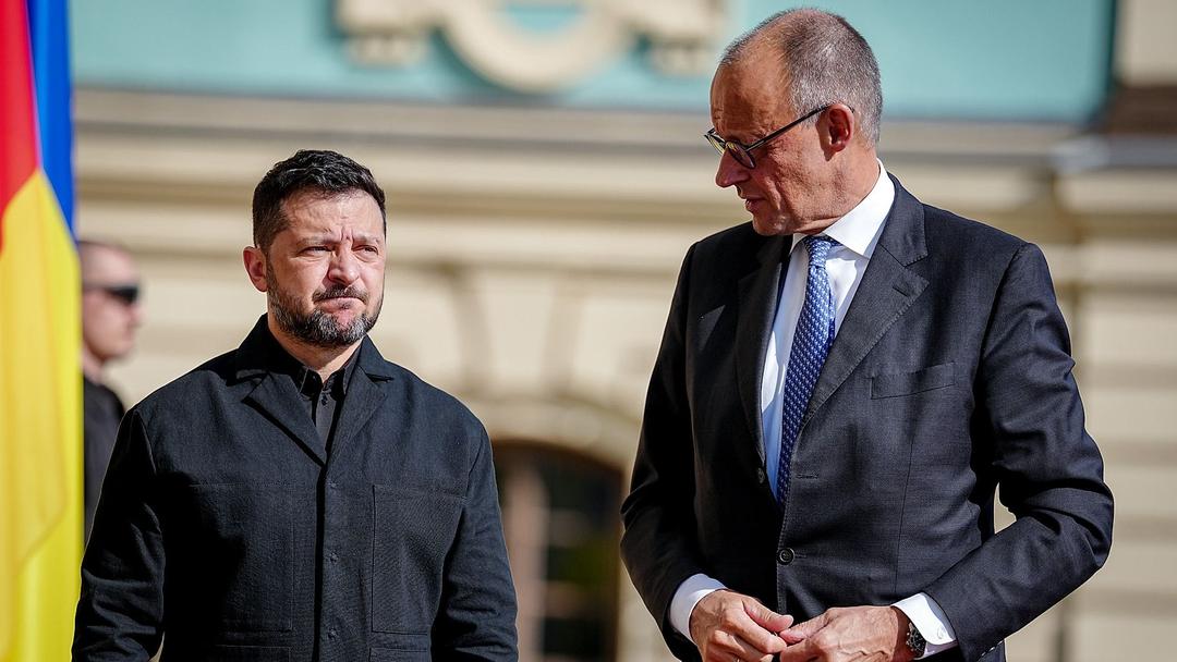 Merz Visits Kyiv With €1.3B Aid as Russian Drones Hit Bridges
