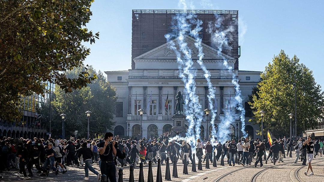 Belgian Student Protests Draw 107 Arrests, Shops Told to Close