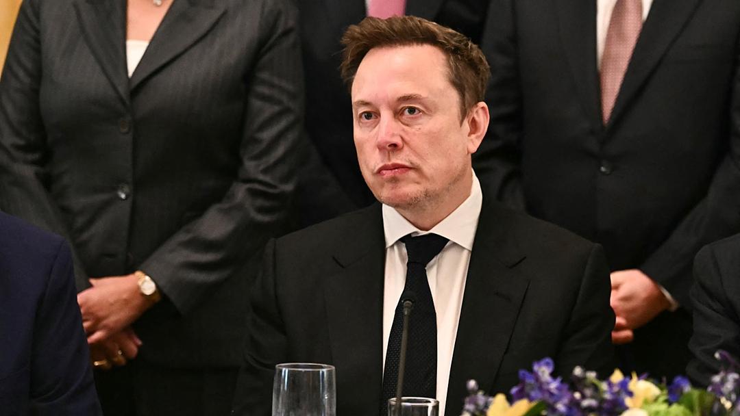 Musk Pledges One SpaceX Share to Every Kid in America