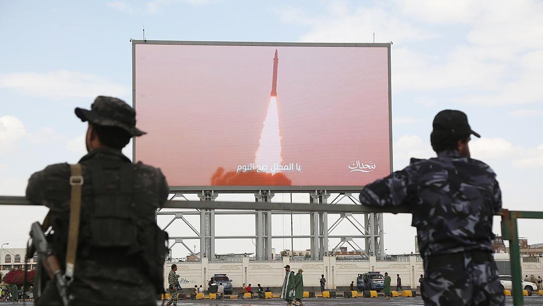 Dozens Killed as Houthi Missiles Hit Yemen Training Camp
