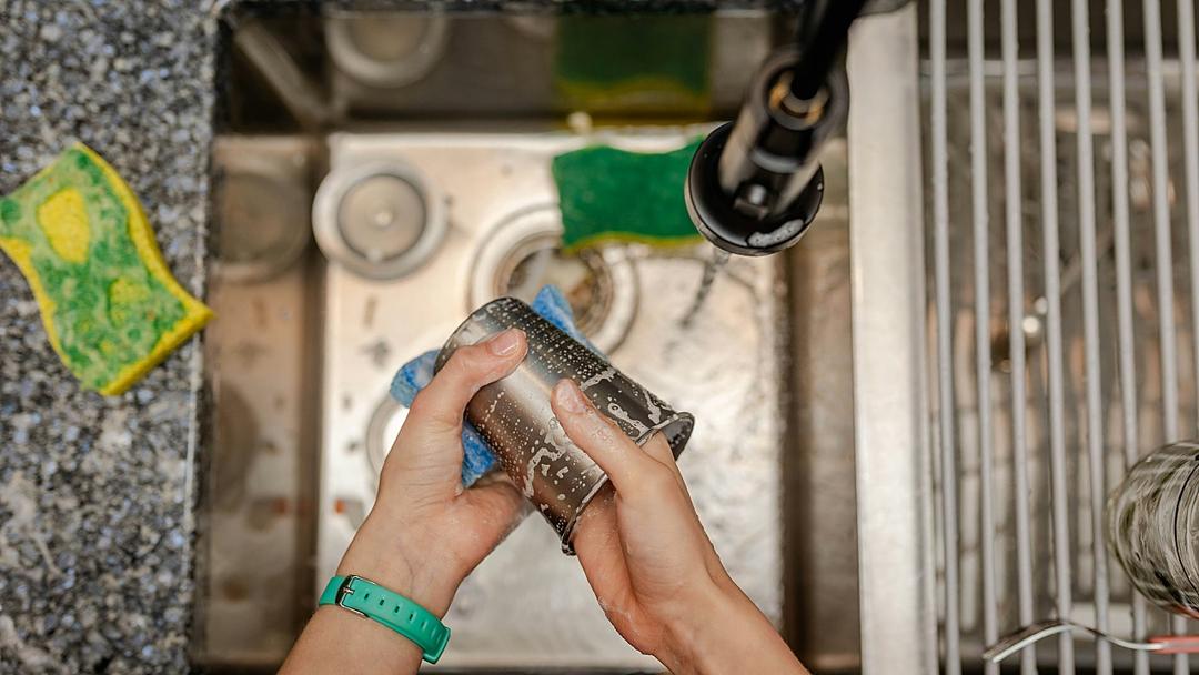 Airbnb Limits Guest Chores Under New Rules