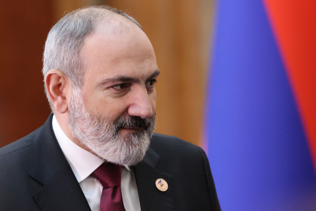 Armenia, Azerbaijan Agree to Work Toward Peace Deal