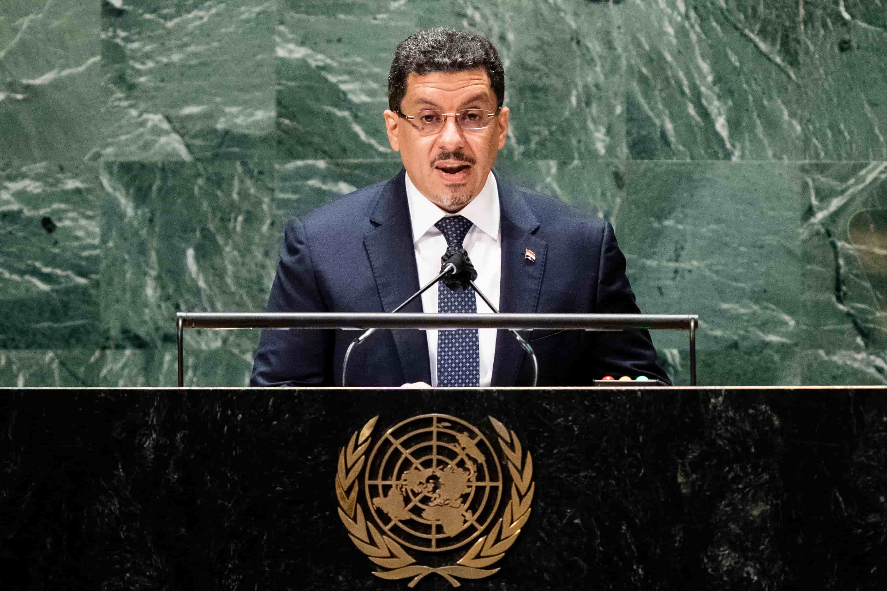 Yemen Appoints Foreign Minister Bin Mubarak as Prime Minister