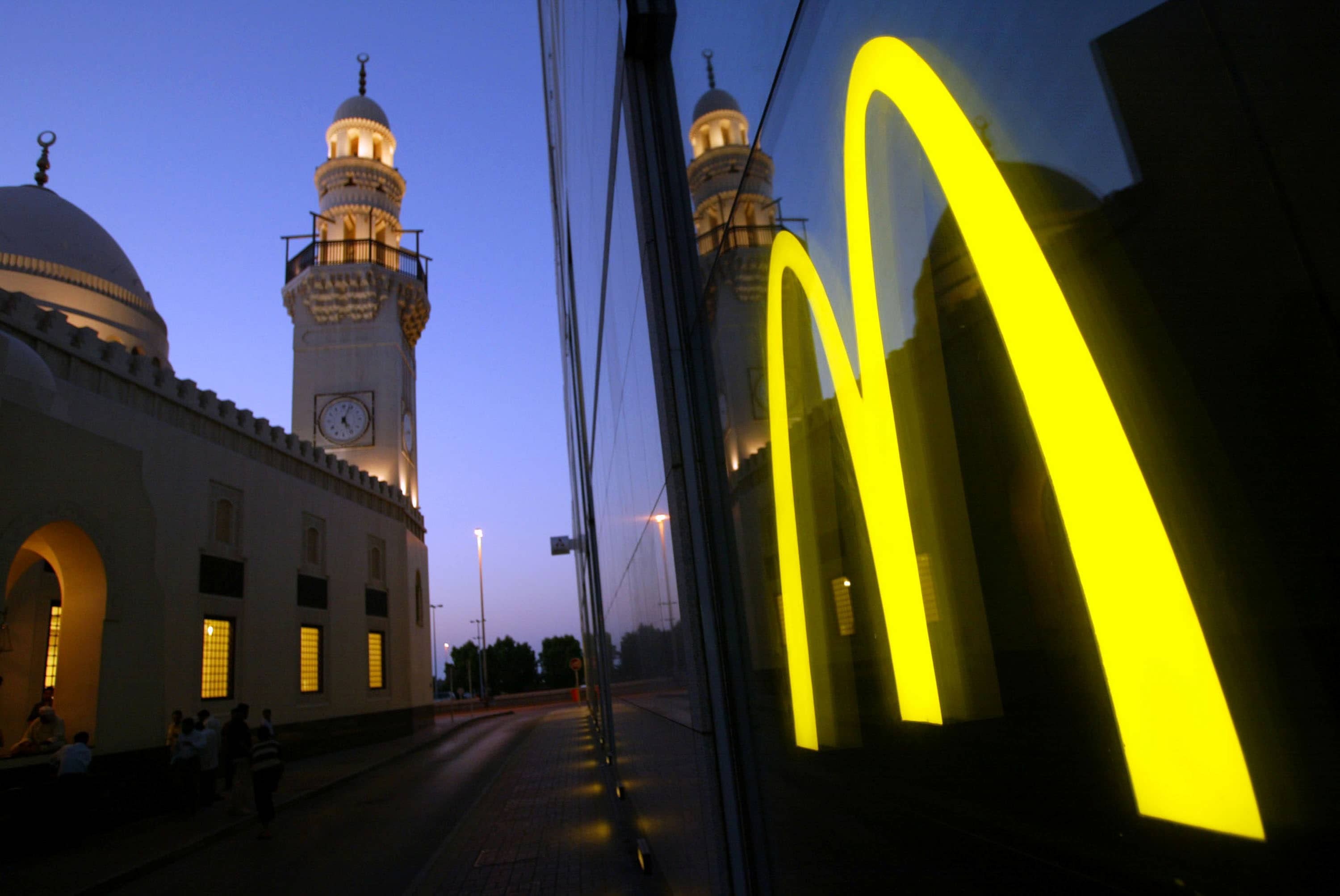 Boycott Impacts McDonald's, Starbucks Amid Israel-Hamas War
