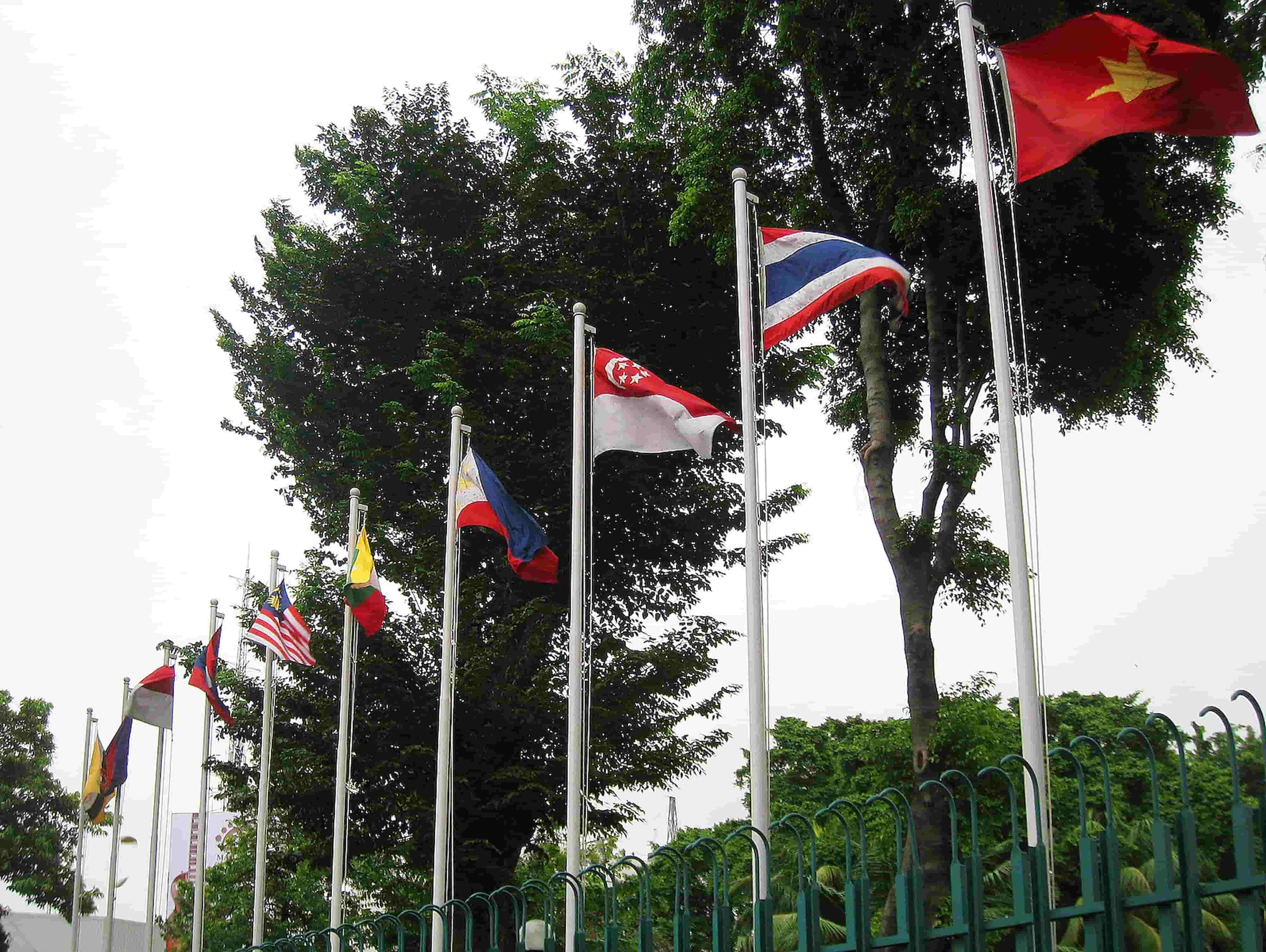 ASEAN Summit Kicks Off Amid Regional Strife
