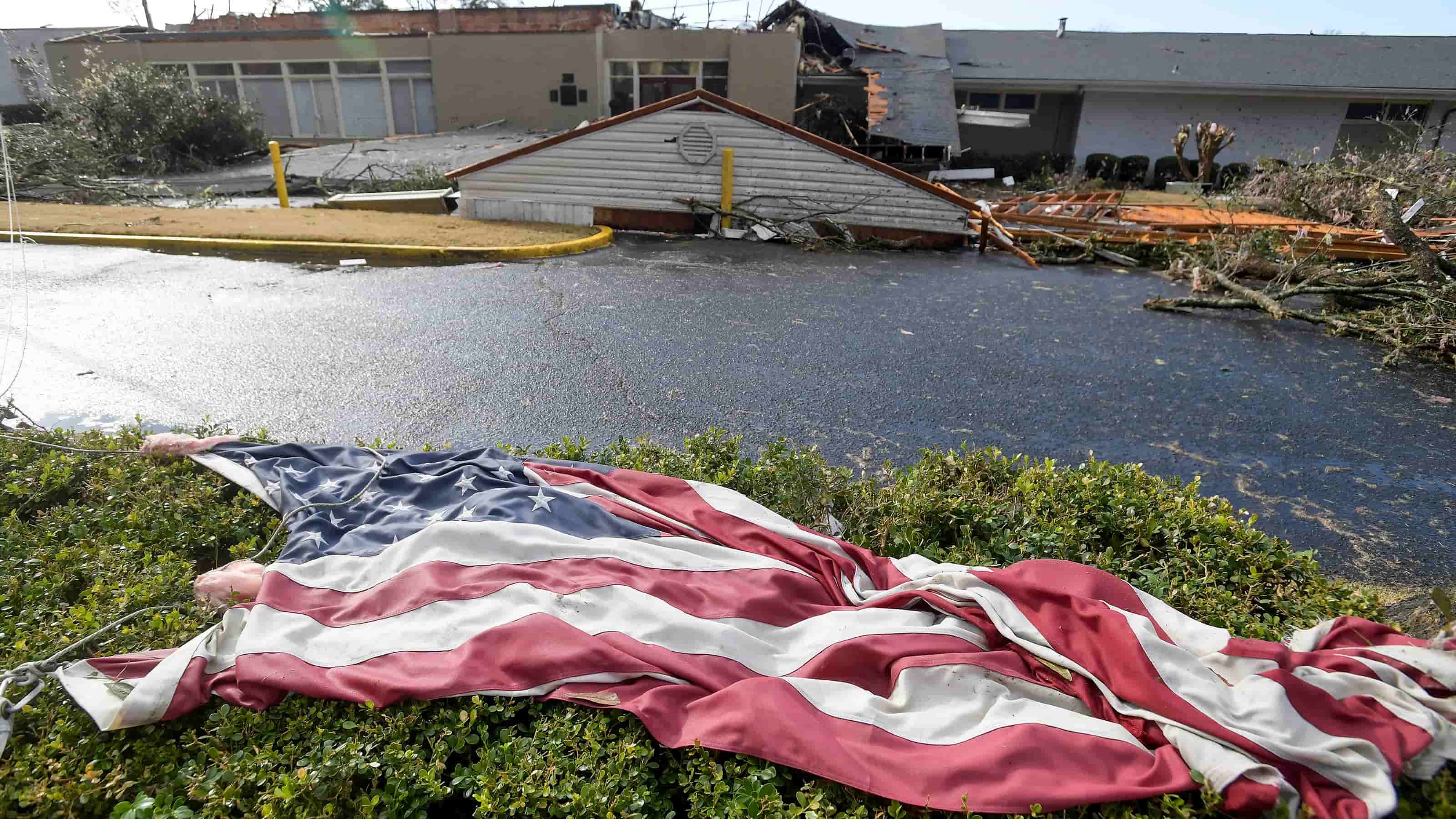 At Least Nine Dead as Storms Batter Southern US
